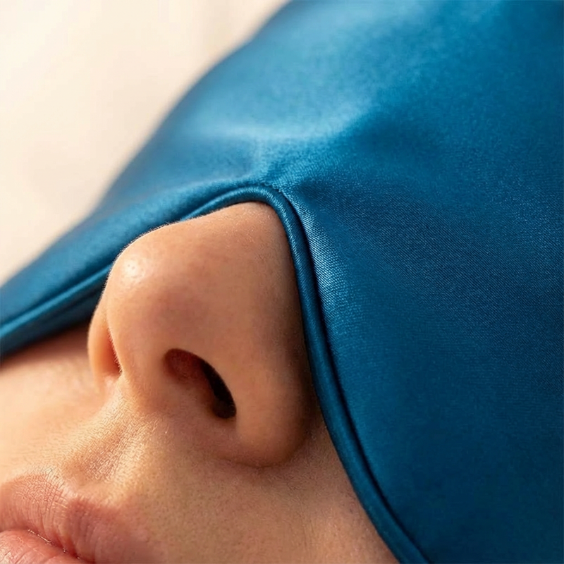 FEATURES IMAGE - LightsOut Blackout Sleep Mask