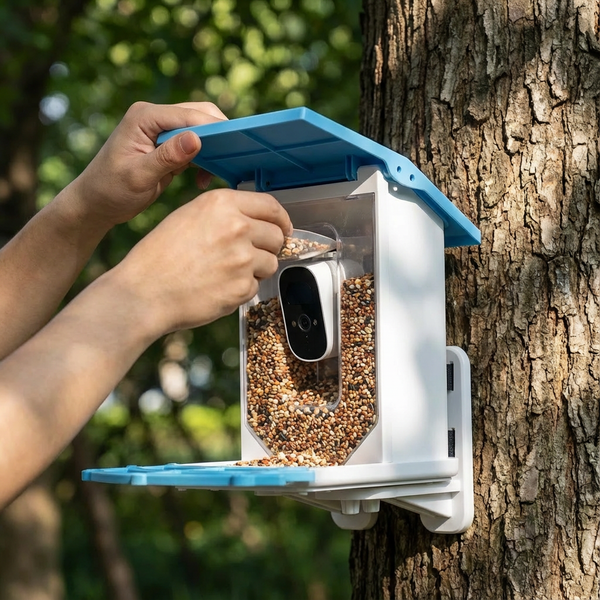 HOW IT WORKS STEP 2 MEDIA - SquirrelGuard Smart Bird Feeder Cam (IP66, 4MP)