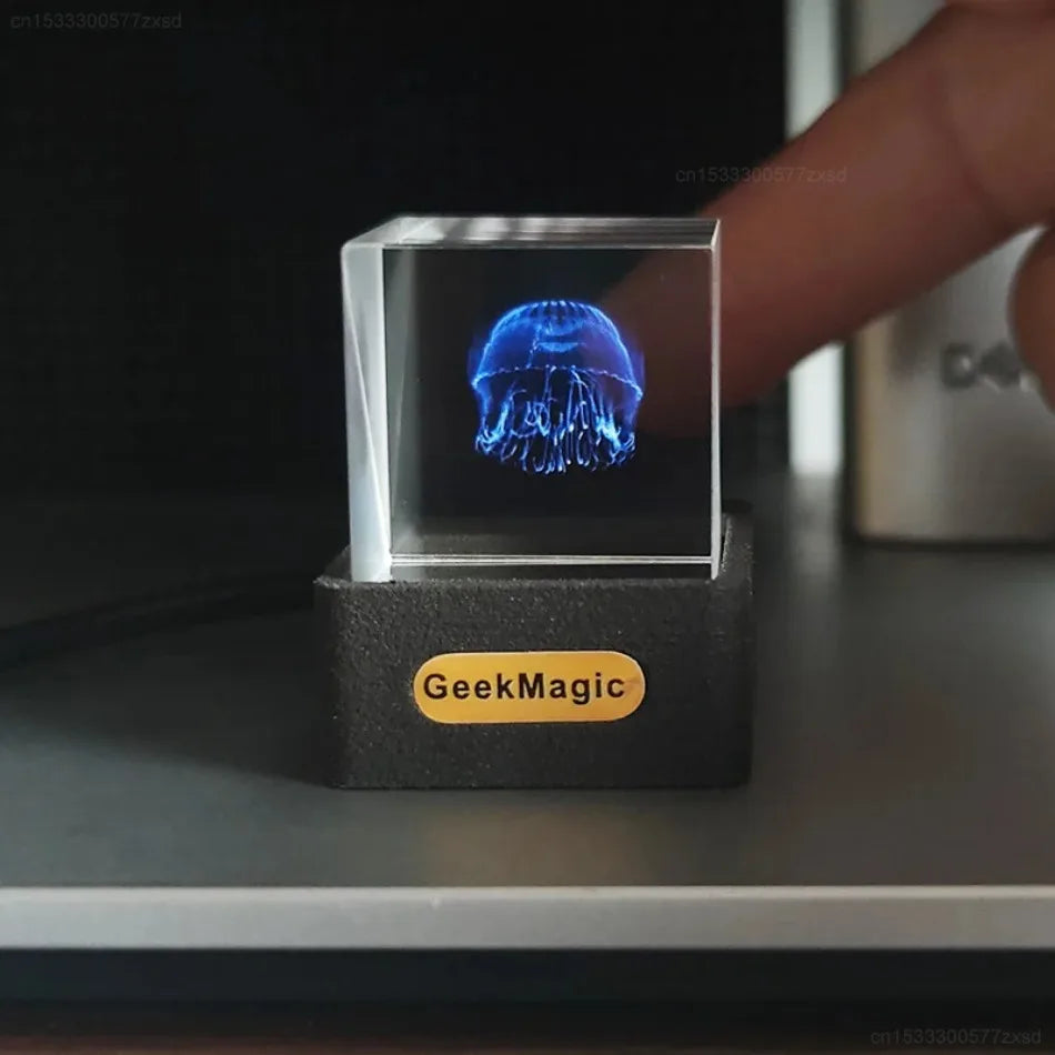 PixeLuxe Display™ - Holographic Display